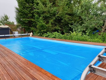 Not All Swimming Pool Covers Are Created Equal - Latham Pool