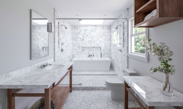 White luxury bathroom.