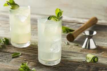 Refreshing Cucumber Gin Spritz Cocktail