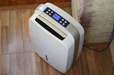 Modern technology house dehumidifier, control of temperature and indoor climate