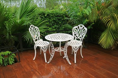 Refinish aluminum deals patio furniture