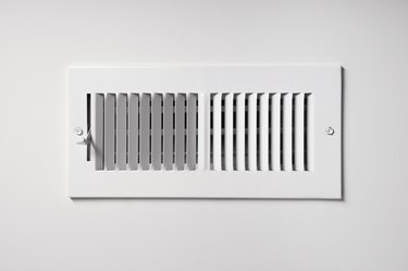 White sidewall or ceiling register
