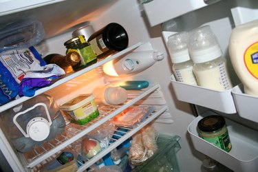 Your Hotel Mini Fridge Isn't Cold Enough to Store Leftovers