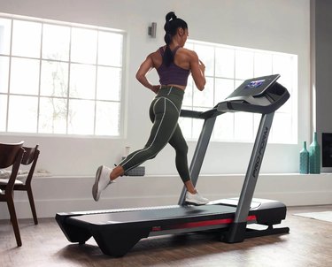 ProForm Pro 2000 Treadmill smart gym