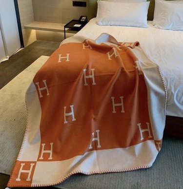 orange H blanket