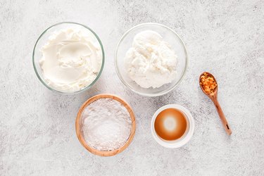 Ingredients for cannoli filling