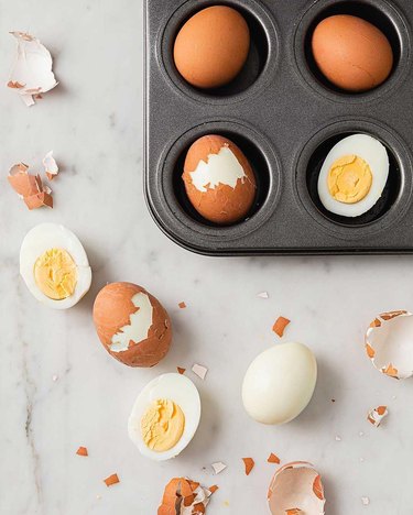 Mombles' Hard-Boiled Eggs in the Oven