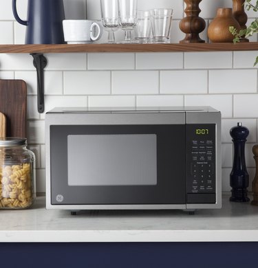 GE Smart Countertop Microwave Oven With Scan-to-Cook Technology