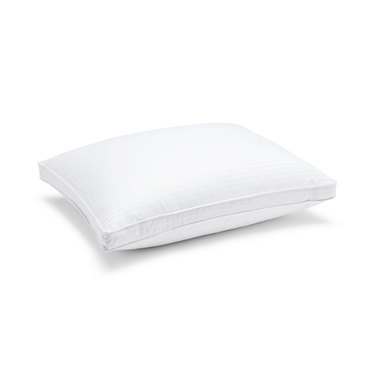 white soft pillow