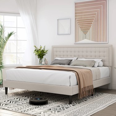 Red Barrel Studio Tufted Upholstered Platform Bed