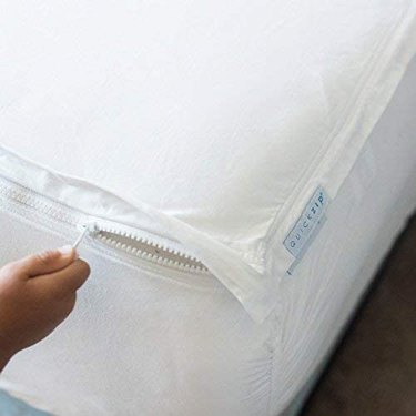 white fitted sheets