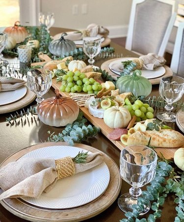 green fall tablescape