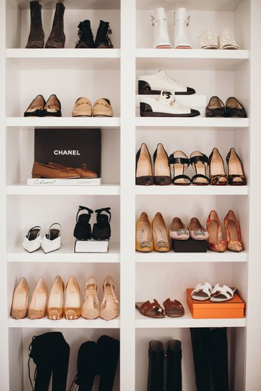 white walk--in closet with shoe display