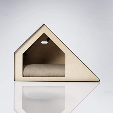 Crate and Barrel Deauville Small Pet House
