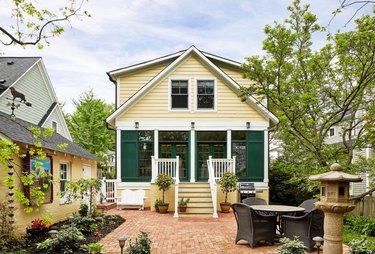 forest green and yellow two-tone exterior color idea