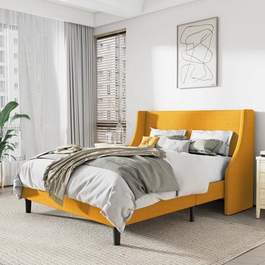Mercury Row Bowdoin Upholstered Bed