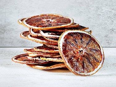 Dardimans Blood Orange Crisps bombay cocktail lover's gift guide