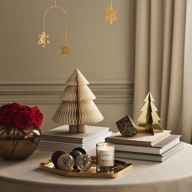 Deck the Halls With the 12 Best Holiday Decor Finds at H&M