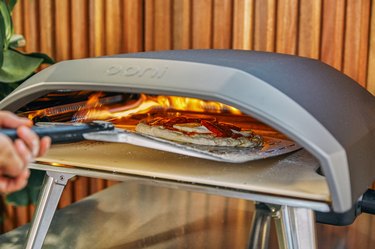 ooni outdoor pizza oven