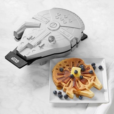 Williams Sonoma Star Wars Millennium Falcon Waffle Maker