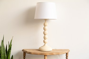 IKEA Hack: Spindle table lamp DIY