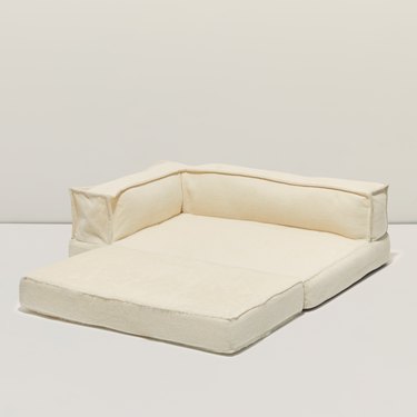 Italic Mei Fold-Out Pet Bed