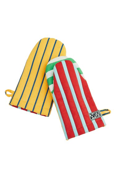 striped oven mitts