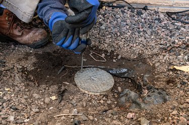 sewer drain cleaning, installing sewer drain cleanout cover