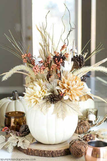whites and woods centerpiece