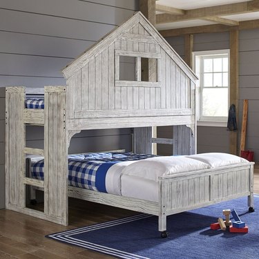 bunk bed that looks like a house
