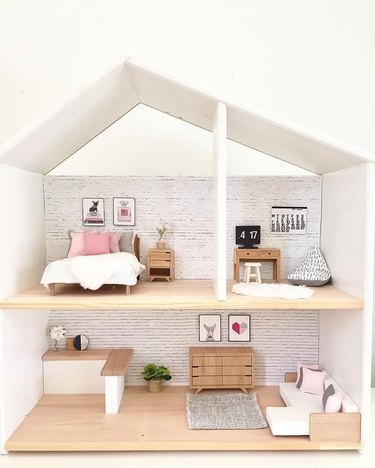 Modern dwelling IKEA Flisat dollhouse