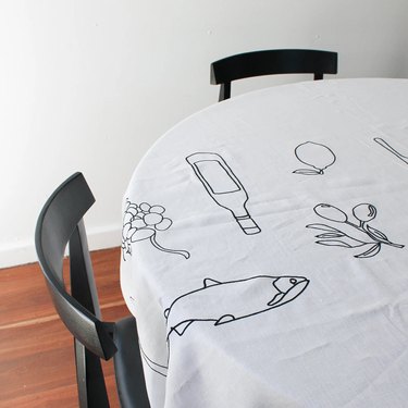 Favr Tableware Embroidered Tablecloth