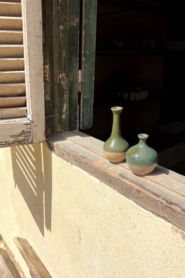 ceramic bud vases