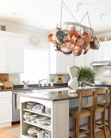 How To Make Copper Pot Rack Hanger: Farmhouse Kitchen Ideas