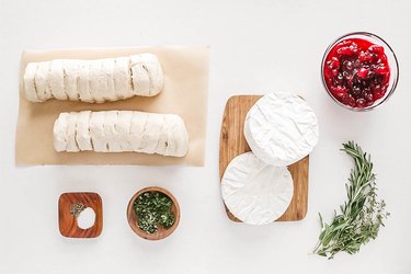 Ingredients for cranberry brie monkey bread