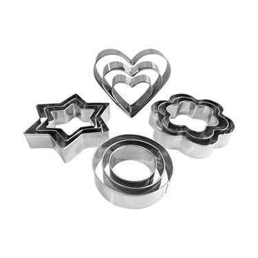 YXCLIFE Metal Cookie Cutters Set