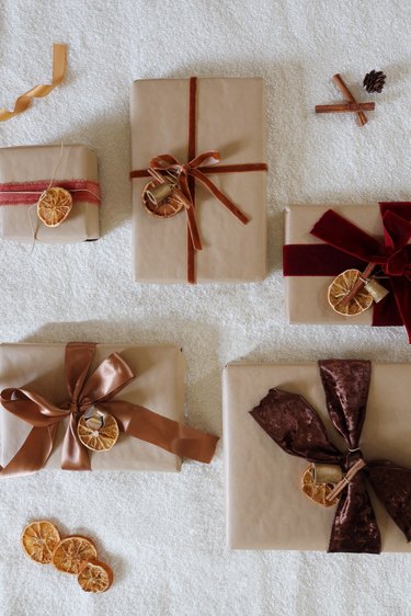 DIY Dried Orange Gift Toppers Tutorial | Hunker