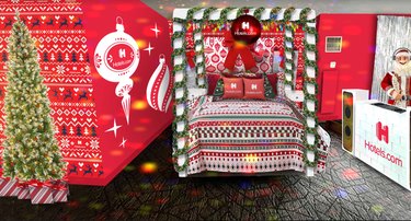 bedroom in red and green christmas decor