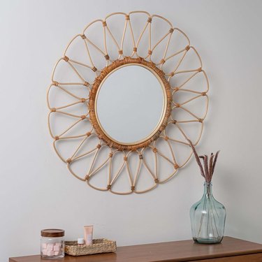 Dreamy 35-inch Round Wall Mirror,