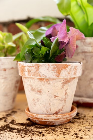 how to make DIY aged terra cotta pots