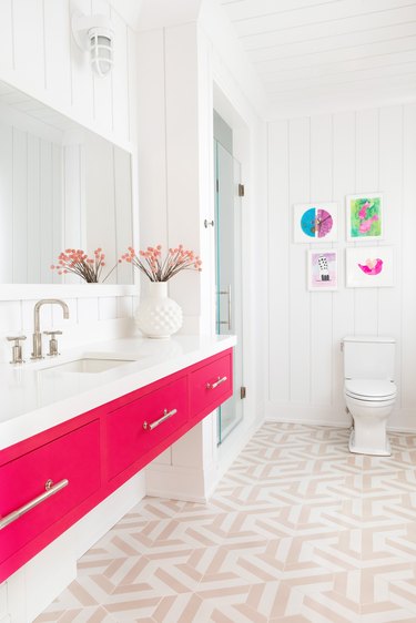 kids bathroom ideas with pink drawers