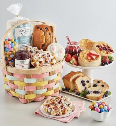 The Popcorn Factory Easter Gift Basket
