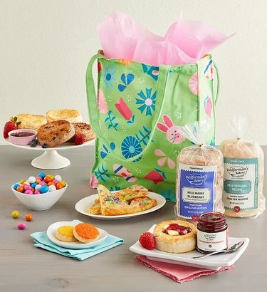Wolferman’s Bakery Easter Tote Gift