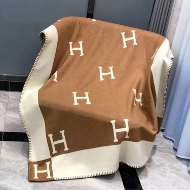 brown faux hermès blanket