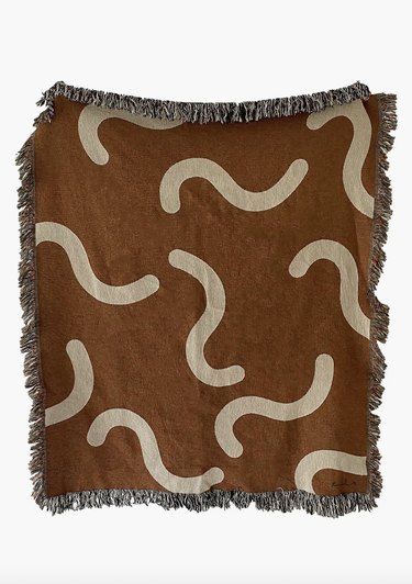 brown squiggle patterned blanket