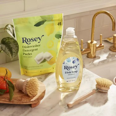 Rosey Dishwasher Detergent Packs in Fresh Lemon