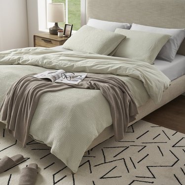Waffle Duvet Cover and Percale Sheet Set