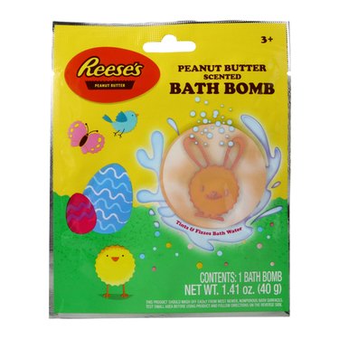 reese's bath bomb packaging