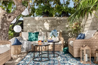 outdoor living room for spring