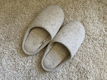 amazon memory foam slippers